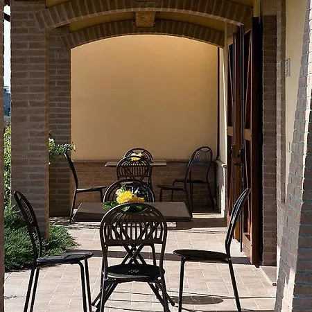 In Cerreto Sleeps 5 Includes Swimming Pool And Air Con