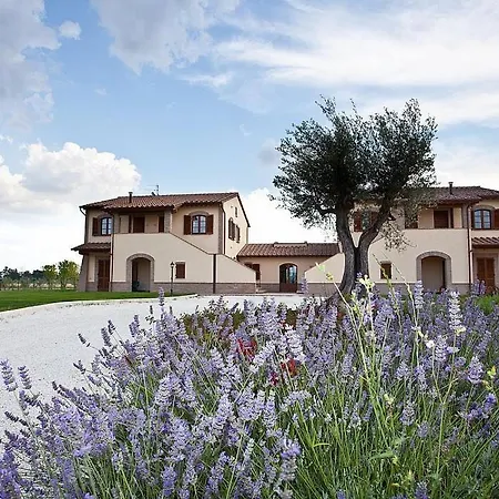 In Cerreto Sleeps 5 Includes Swimming Pool And Air Con * Cerreto di Spoleto