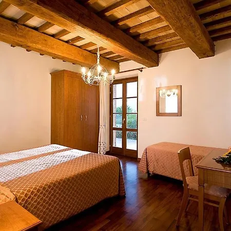 Appartamento In Cerreto Sleeps 5 Includes Swimming Pool And Air Con